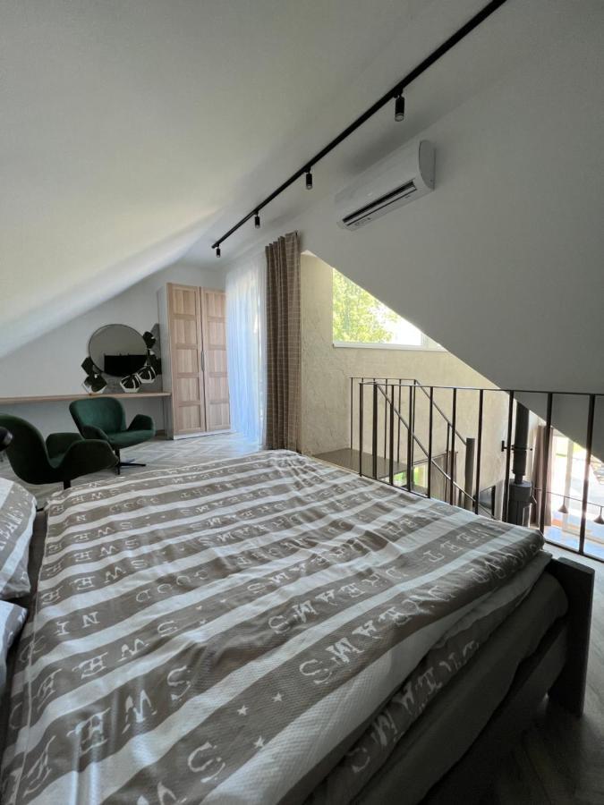 Beige Villa Balatonkenese Exterior photo
